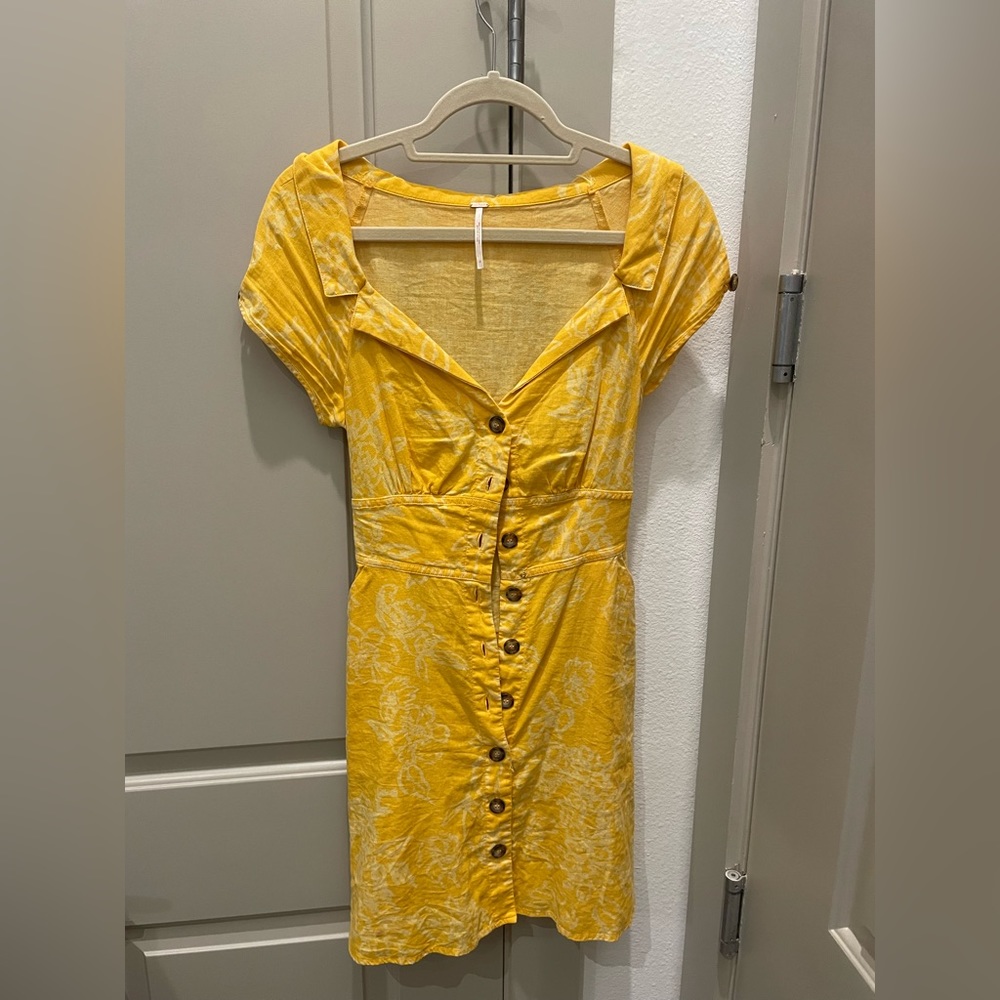 Free People Yellow (white flower outline) Dress (Size: 6)